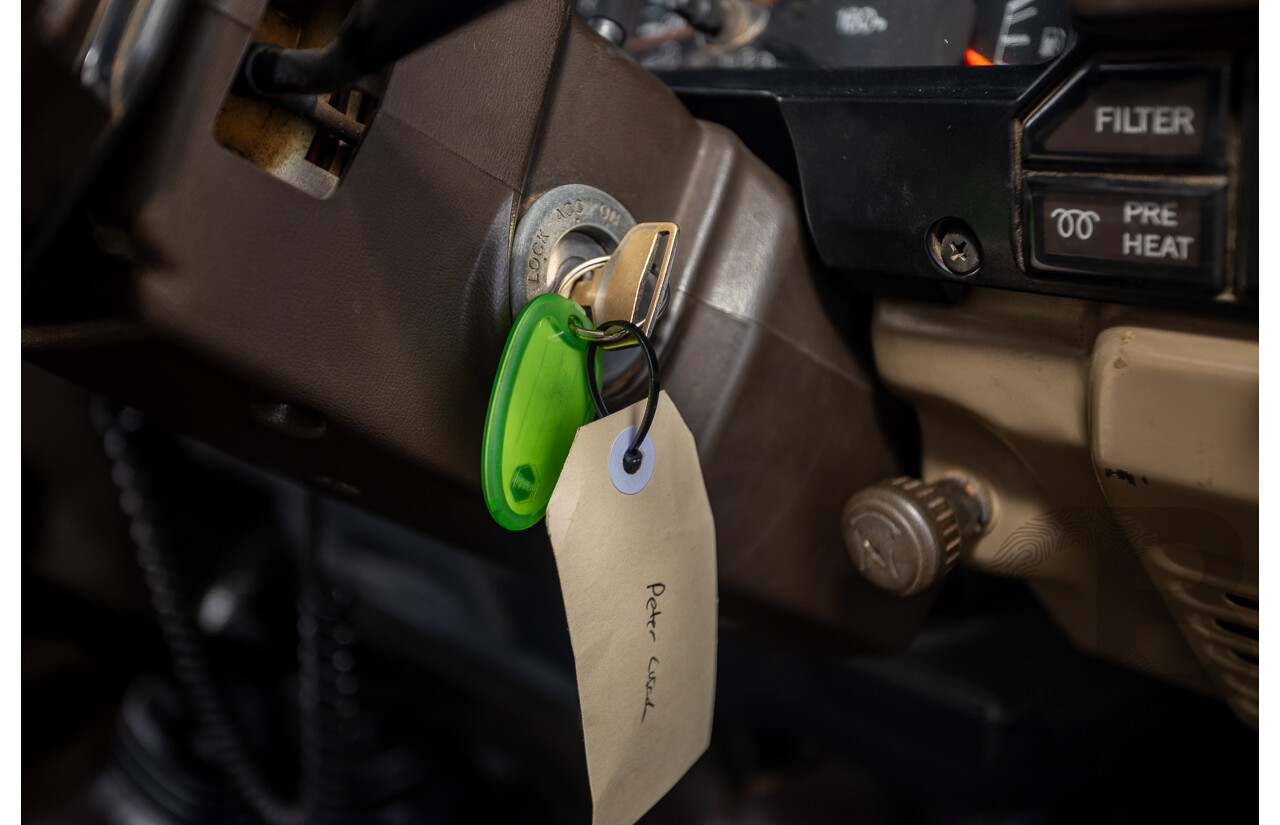 9/1985 Toyota Landcruiser (4x4) HJ75RP 2d C/Chas Goldrush Diesel 4.0L - Tipper