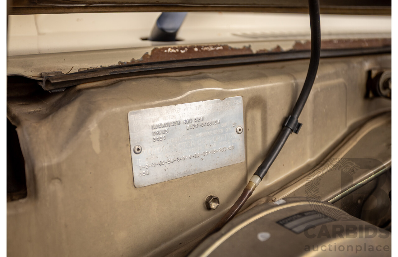 9/1985 Toyota Landcruiser (4x4) HJ75RP 2d C/Chas Goldrush Diesel 4.0L - Tipper