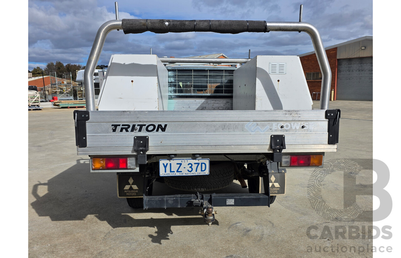 05/2017 Mitsubishi Triton GLX (4x4) MQ MY17 Dual Cab Utility White 2.4L