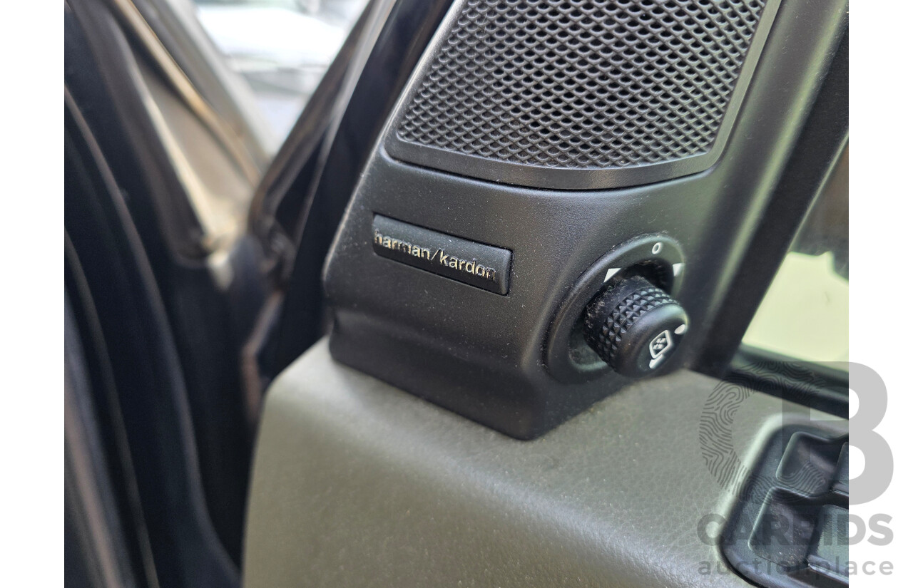 8/2005 Land Rover Discovery 3 SE  4d Wagon Blue 4.0L - 7 Seats