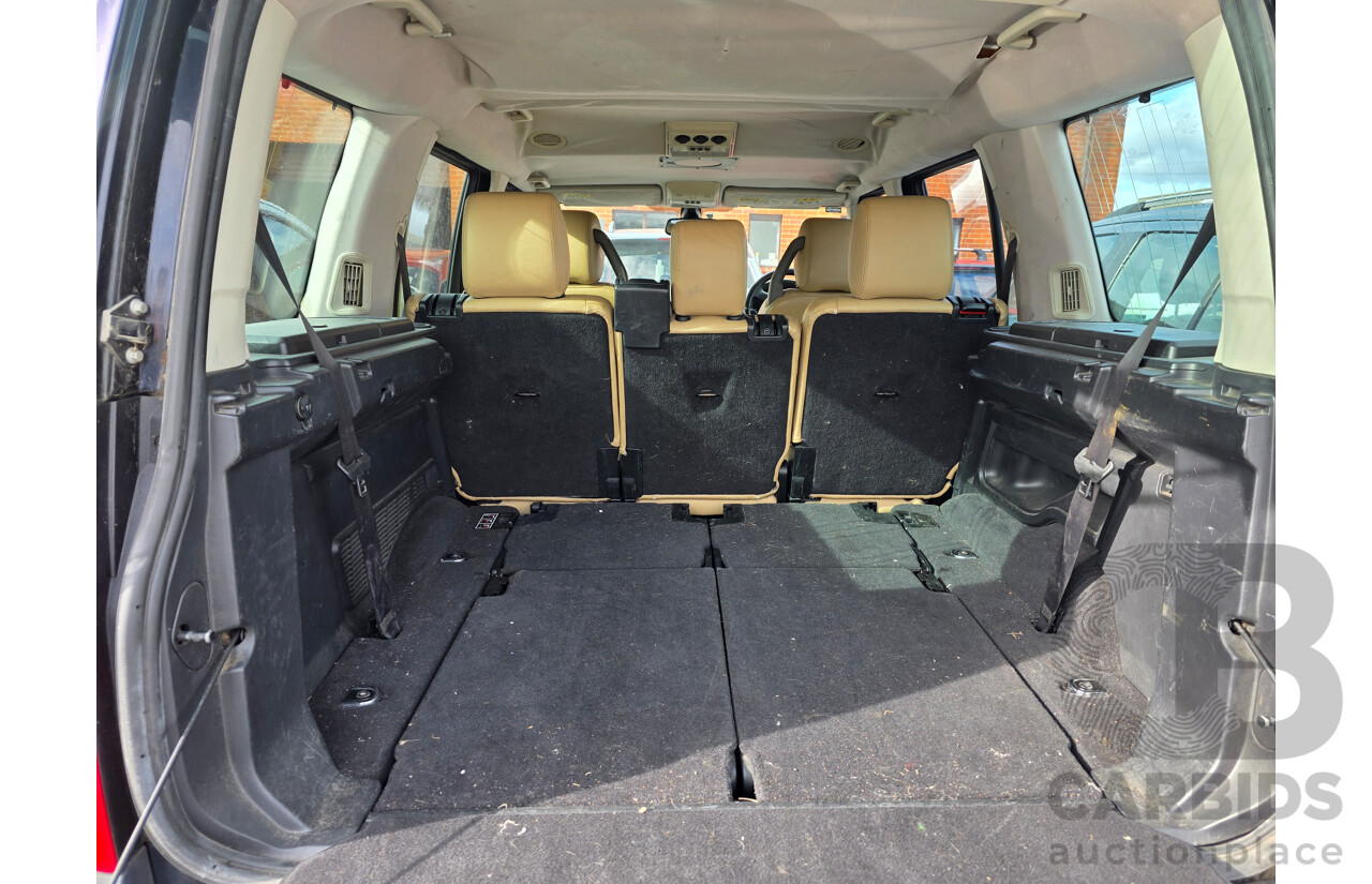 8/2005 Land Rover Discovery 3 SE  4d Wagon Blue 4.0L - 7 Seats