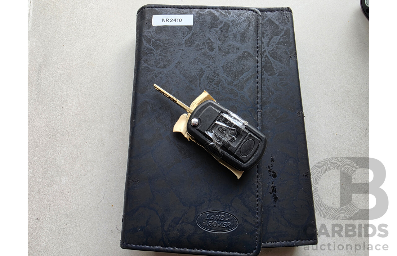 8/2005 Land Rover Discovery 3 SE  4d Wagon Blue 4.0L - 7 Seats