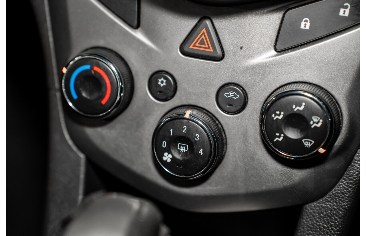 9/2012 Holden Barina TM 5d Hatchback Bocaray Blue Metallic 1.6L