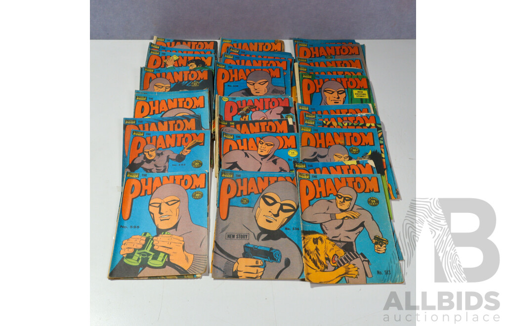 Collection Approx 44 Vintage Phantom Comics, Mostly 400s and 500s