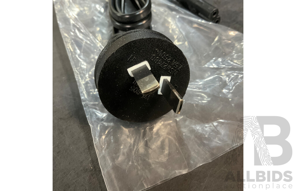 3 In1 Wireless Charging Station X10 & JSAUX Display 8K LXNZ Braided Nylon Cable X80 & 7.5A 250V Plugx40