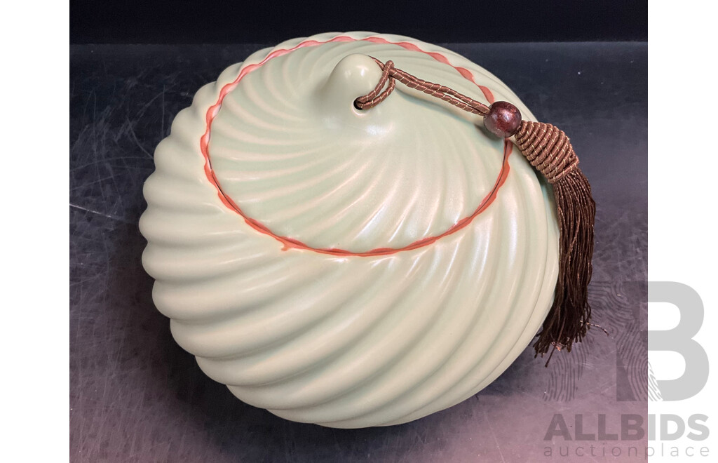 Y! Handmade Ceramic Tea Caddy Canister X3 & LUZERNE Multi-Purpose Serving Plates for Display, Sushi or Food Serving X14 -  Lot of 17