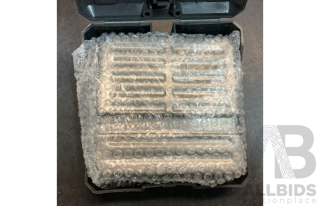 STELLEN DOER 20V_max Brushless Ultimate 12 Compact Tool Shed Work Station Compatible Australia