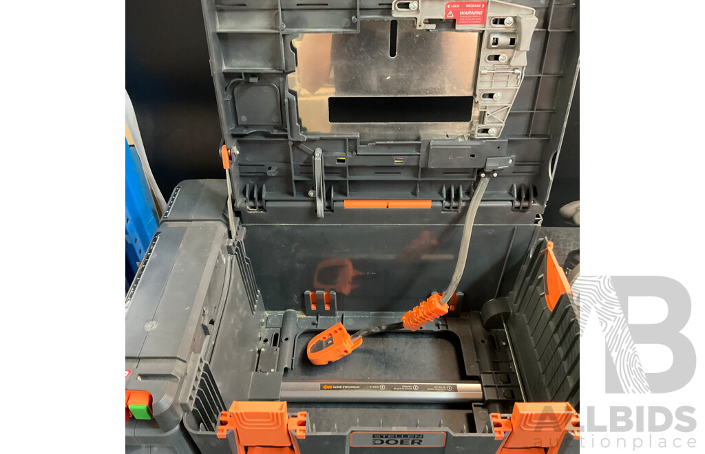 STELLEN DOER 20V_max Brushless Ultimate 12 Compact Tool Shed Work Station Compatible Australia