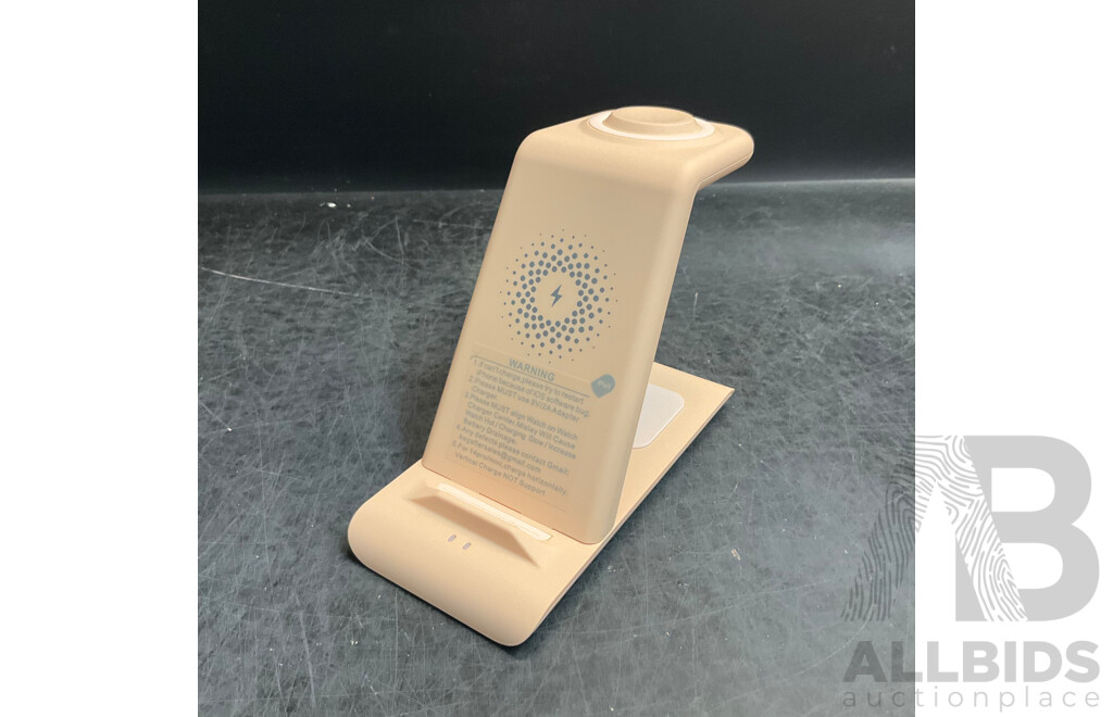 Bulk Lot - 3 In1 Wireless Charing Stations, Doubleshock 4 PS4 Controllers & Bicycle Phone Holders &  Assorted 4K/8K Connection Cables/Decking Station