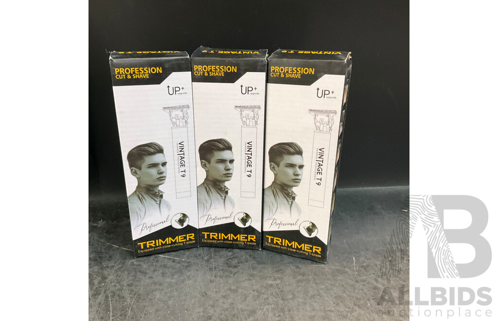 Assorted Household Items Incuding Mini 4G Phone ,Nasal Irrigator, Spice Rack, Detachable Card Men's Wallet ,Lot of Flashlights and More