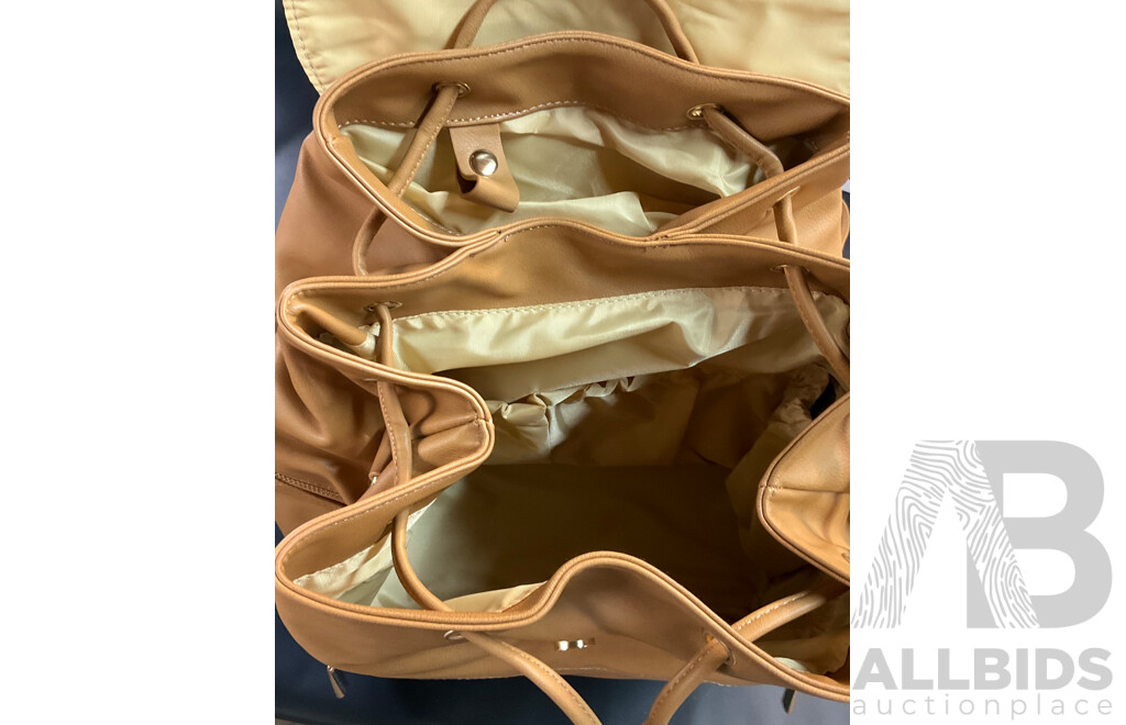 VOGUE & VAN Nappy Bag  & MOMCOZY S12 Pro Wearable Breast Pump - Brand New