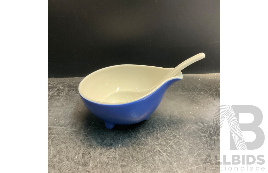 Tripod by LOVERAMICS Kitchenware Collection - Lot of 61