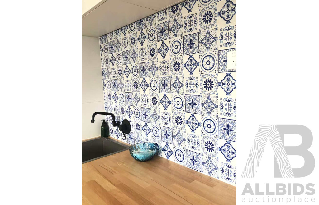 Pallet of Mosaic & Decorative Tiles - Assorted 100x100x8 mm