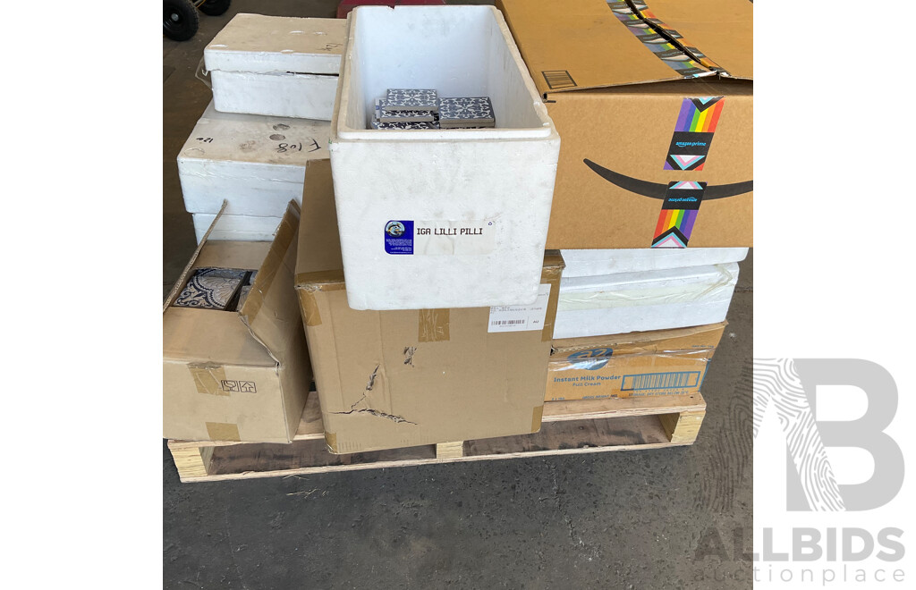 Pallet of Mosaic & Decorative Tiles - Assorted 100x100x8 mm