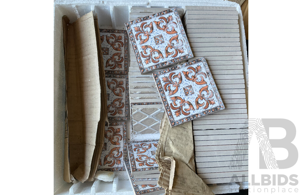 Pallet of Mosaic & Decorative Tiles - Assorted 100x100x8 mm