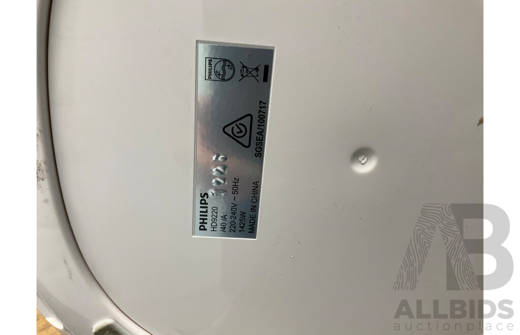 Custom Work Bench with Lumina 34L Rotisserie Oven & Breville BM0300 Microwave & Philips HD9220 Airfryer &Westinghouse 140 Fridge