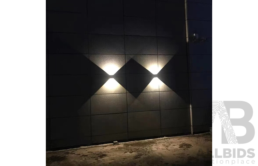LED Up& Down Outdoor Wall Lights 10W 3200K Warm White - Lot of 8