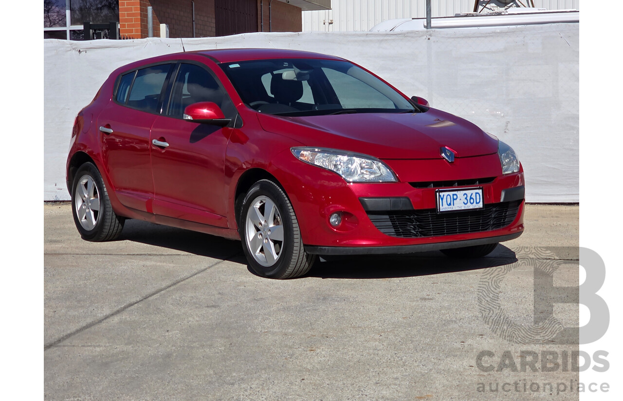 9/2011 Renault Megane Privilege X32 5d Hatchback Red 2.0L