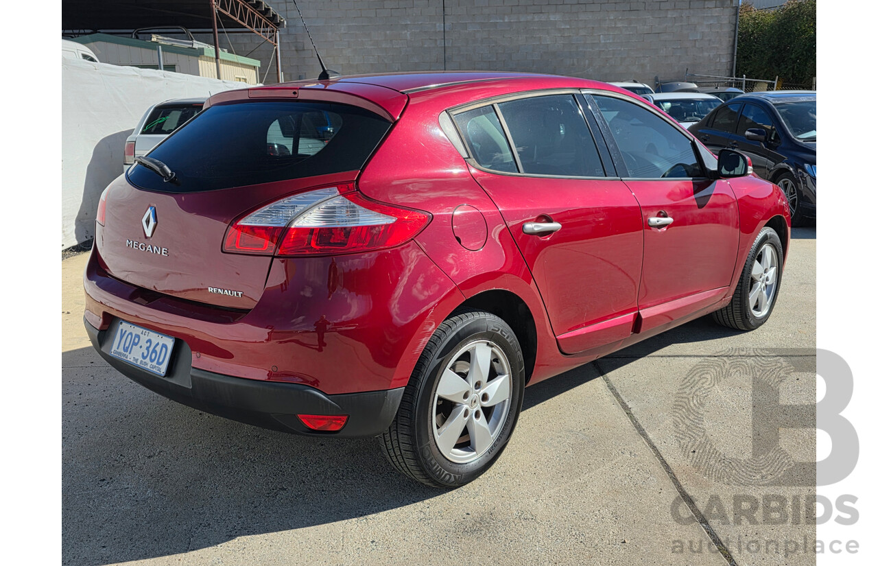 9/2011 Renault Megane Privilege X32 5d Hatchback Red 2.0L