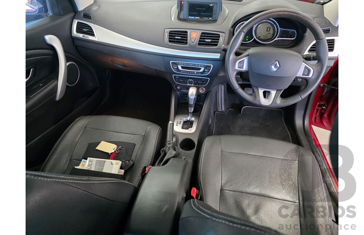 9/2011 Renault Megane Privilege X32 5d Hatchback Red 2.0L