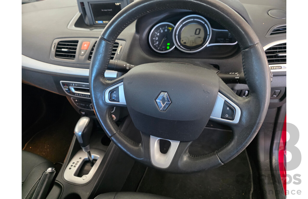 9/2011 Renault Megane Privilege X32 5d Hatchback Red 2.0L