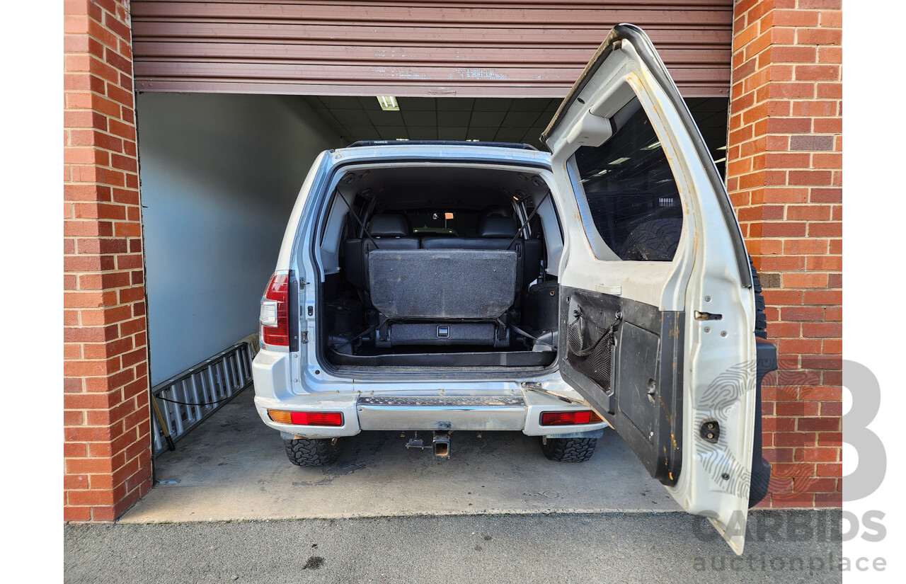 3/2001 Mitsubishi Pajero Exceed LWB (4x4) NM 4d Wagon Silver 3.5L