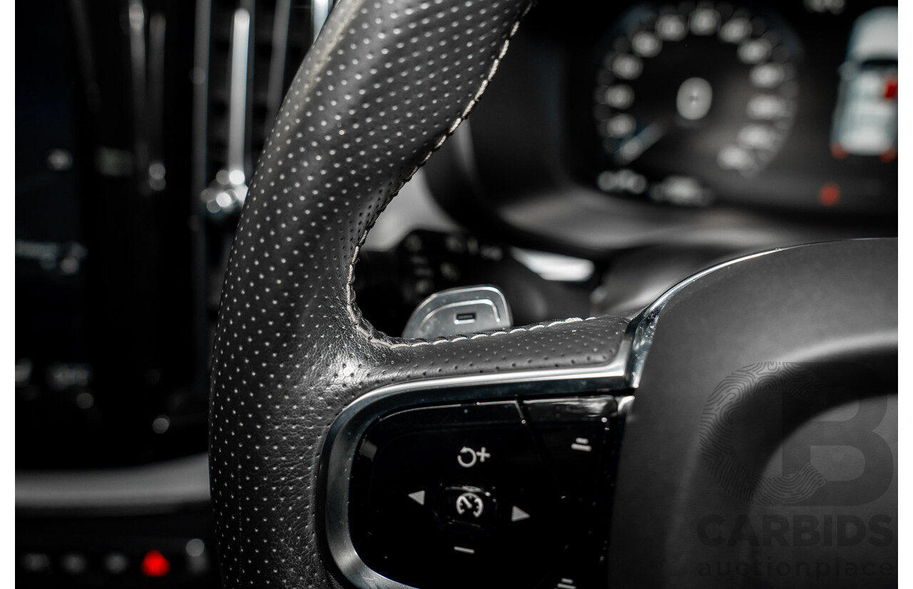 04/2019 Volvo XC60 T6 R-Design (AWD) 246 MY19 4d Wagon Crystal White Pearl Twincharged 2.0L