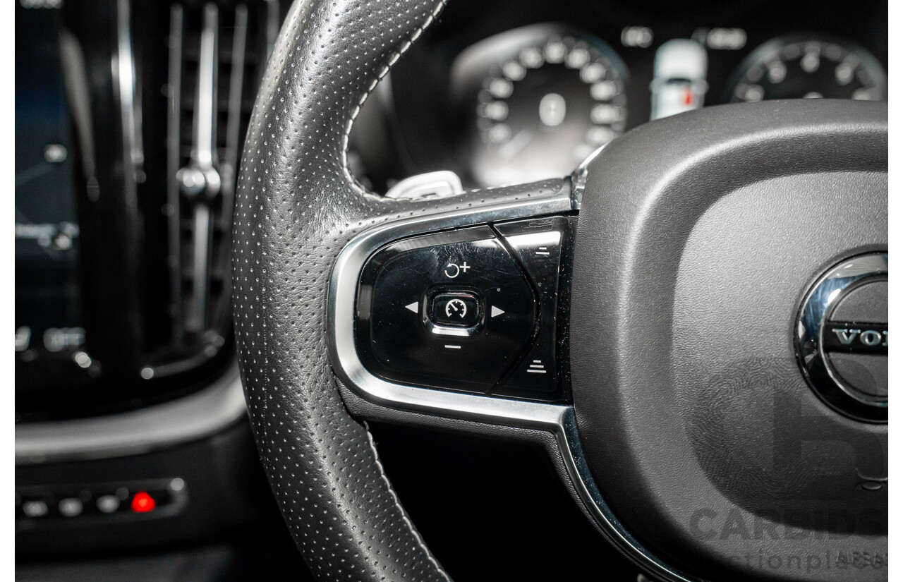 04/2019 Volvo XC60 T6 R-Design (AWD) 246 MY19 4d Wagon Crystal White Pearl Twincharged 2.0L