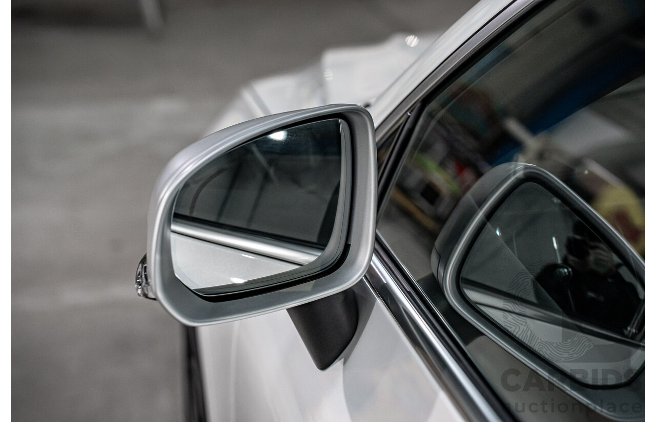 04/2019 Volvo XC60 T6 R-Design (AWD) 246 MY19 4d Wagon Crystal White Pearl Twincharged 2.0L