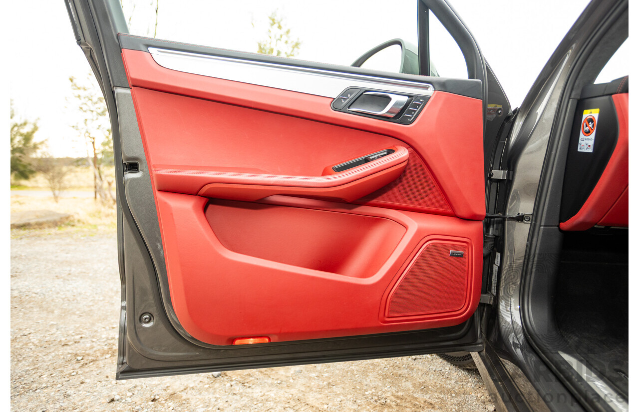 10/2014 Porsche Macan Turbo (AWD) 95B MY15 4d Wagon Agate Grey Metallic Twin Turbo V6 3.6L