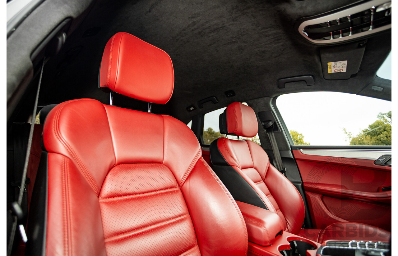 10/2014 Porsche Macan Turbo (AWD) 95B MY15 4d Wagon Agate Grey Metallic Twin Turbo V6 3.6L