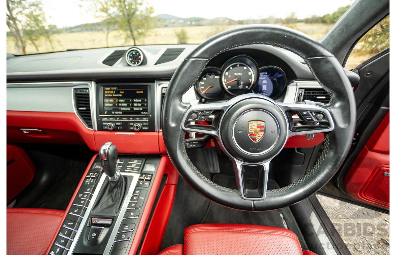 10/2014 Porsche Macan Turbo (AWD) 95B MY15 4d Wagon Agate Grey Metallic Twin Turbo V6 3.6L