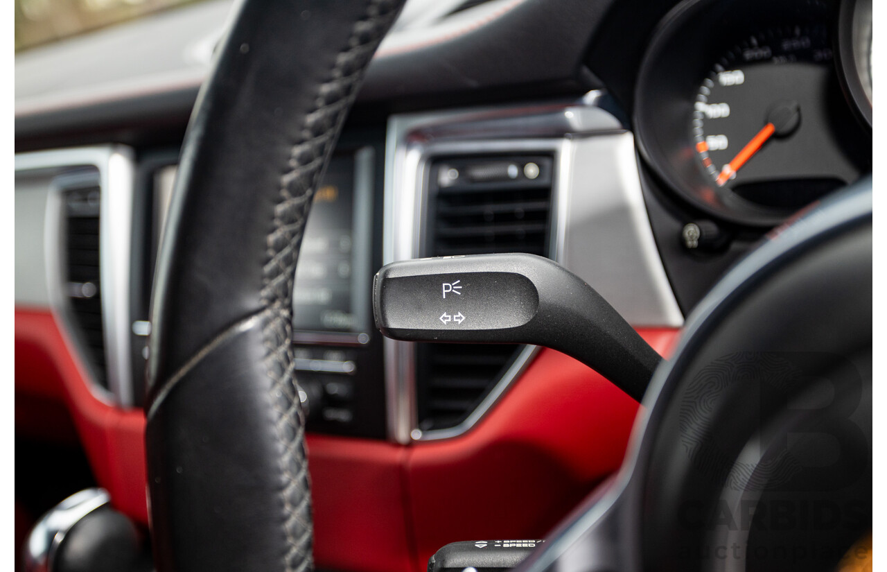 10/2014 Porsche Macan Turbo (AWD) 95B MY15 4d Wagon Agate Grey Metallic Twin Turbo V6 3.6L