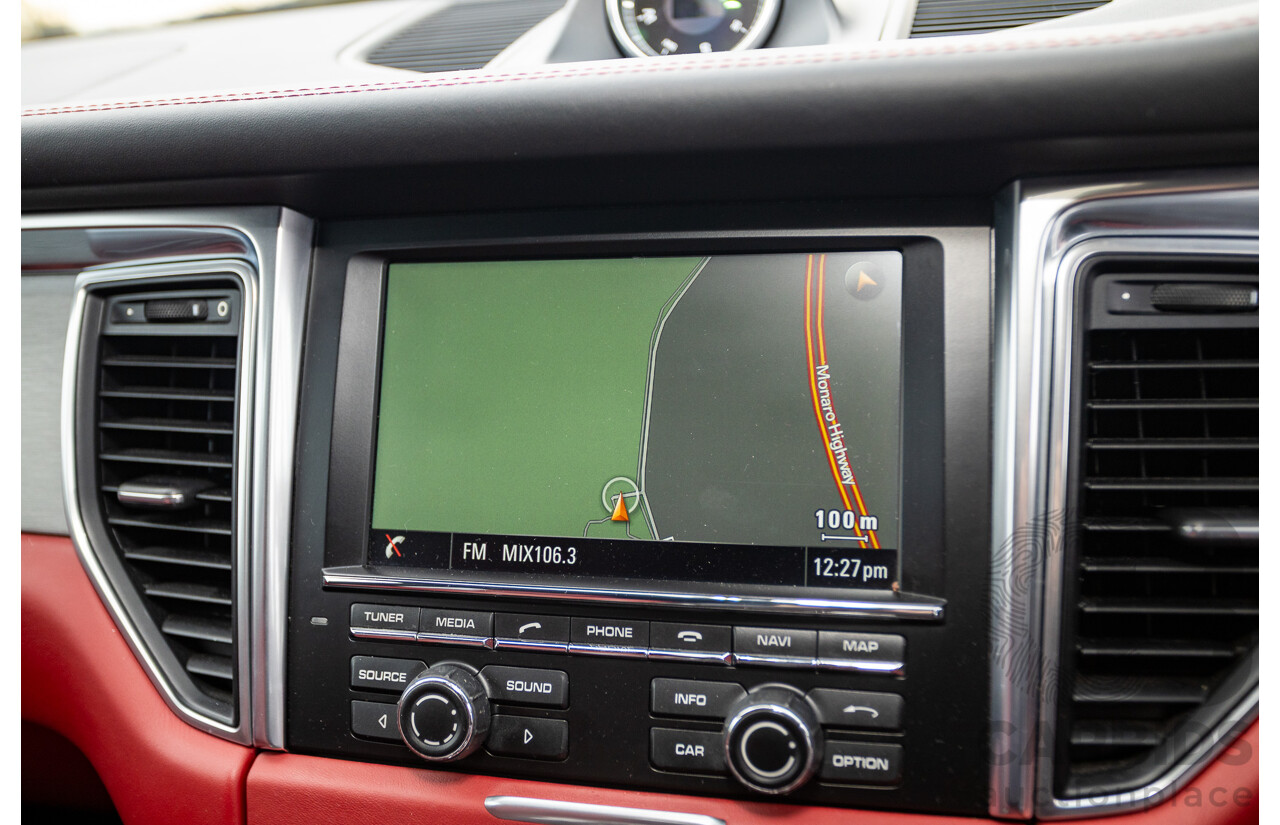 10/2014 Porsche Macan Turbo (AWD) 95B MY15 4d Wagon Agate Grey Metallic Twin Turbo V6 3.6L