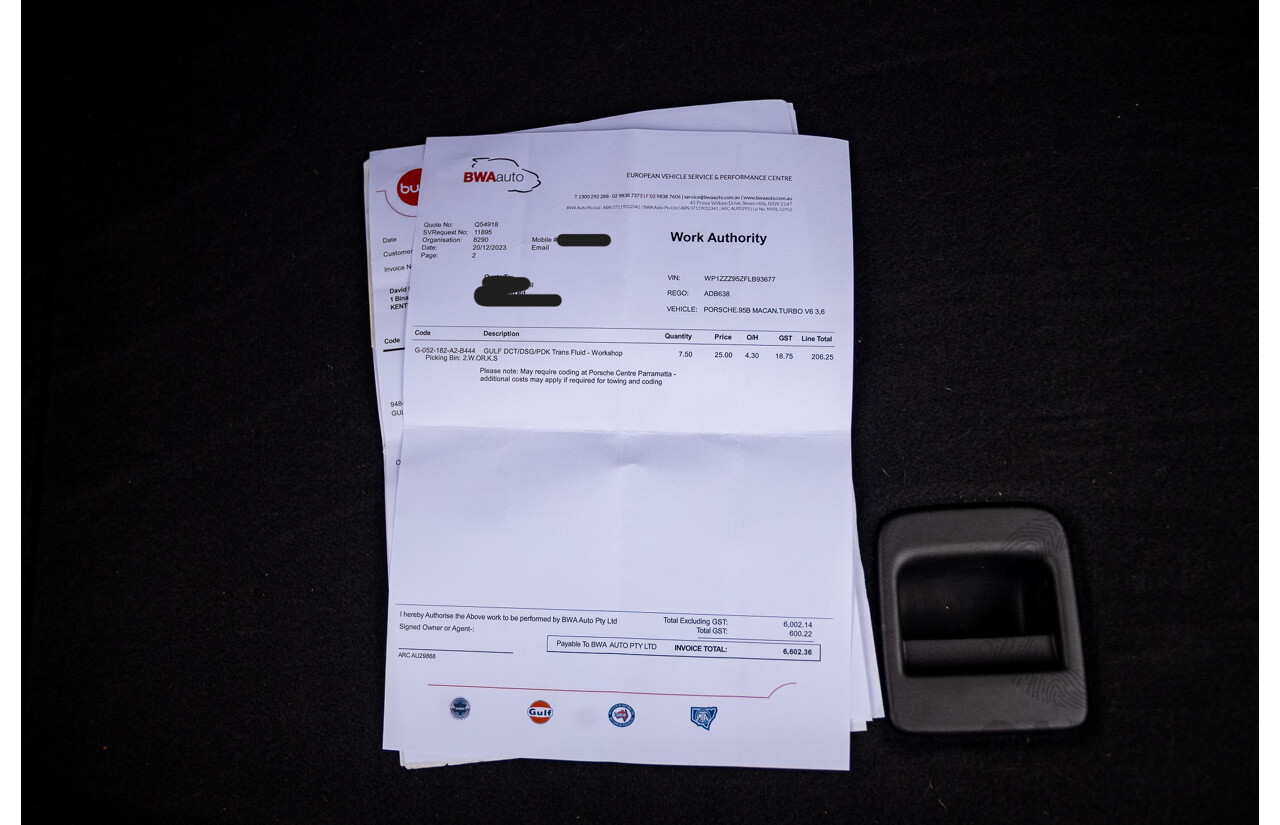 10/2014 Porsche Macan Turbo (AWD) 95B MY15 4d Wagon Agate Grey Metallic Twin Turbo V6 3.6L