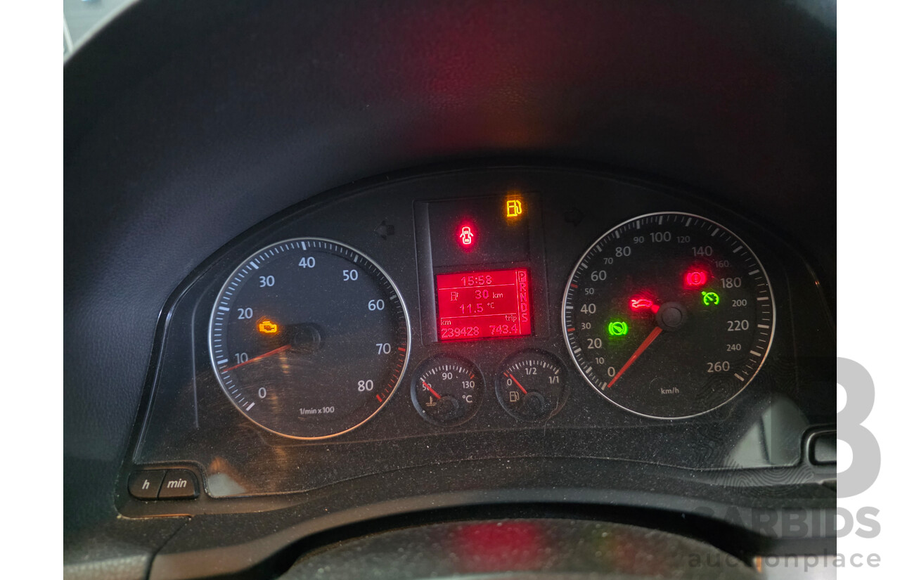 11/2006 Volkswagen Jetta 2.0 FSI 1KM 4d Sedan Silver 2.0L