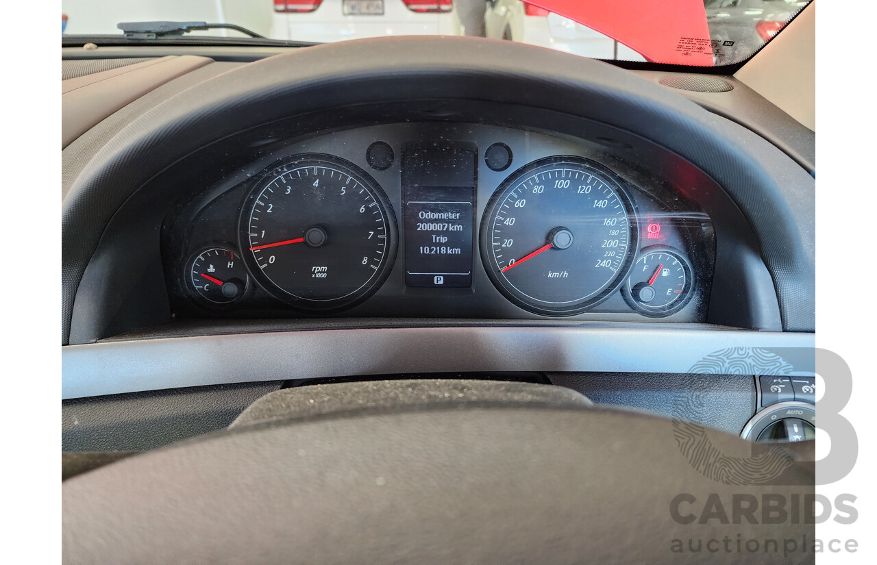 3/2013 Holden Commodore Omega VE II MY12.5 4d Sportwagon Red 3.0L