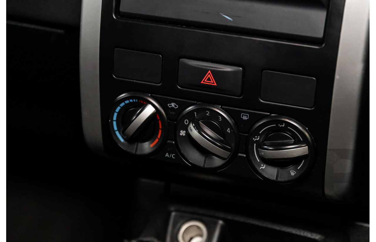 10/2013 Nissan X-Trail ST (FWD) T31 SERIES 5 4d Wagon Tempest Blue Metallic 2.0L