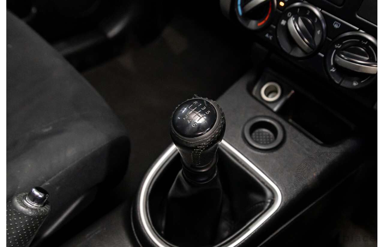 10/2013 Nissan X-Trail ST (FWD) T31 SERIES 5 4d Wagon Tempest Blue Metallic 2.0L