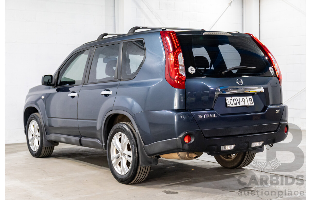 10/2013 Nissan X-Trail ST (FWD) T31 SERIES 5 4d Wagon Tempest Blue Metallic 2.0L