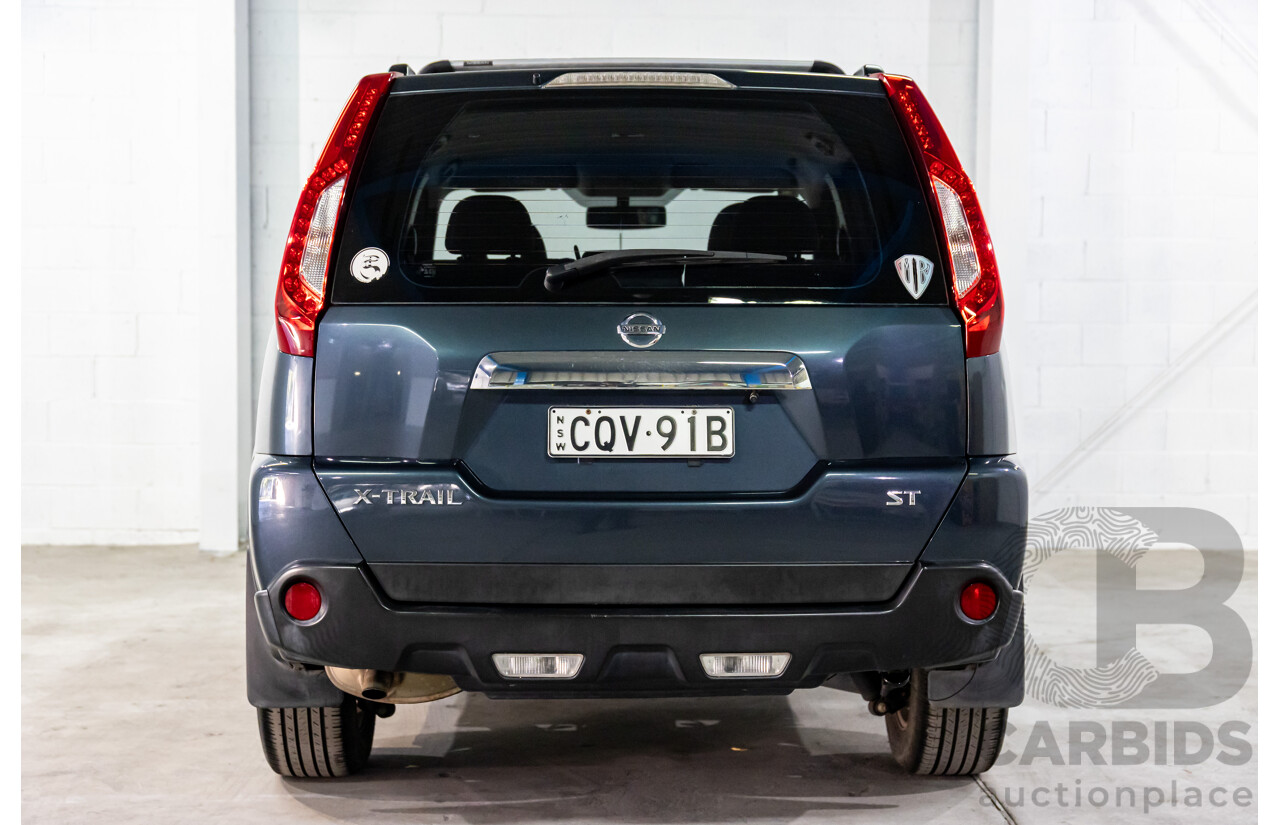 10/2013 Nissan X-Trail ST (FWD) T31 SERIES 5 4d Wagon Tempest Blue Metallic 2.0L