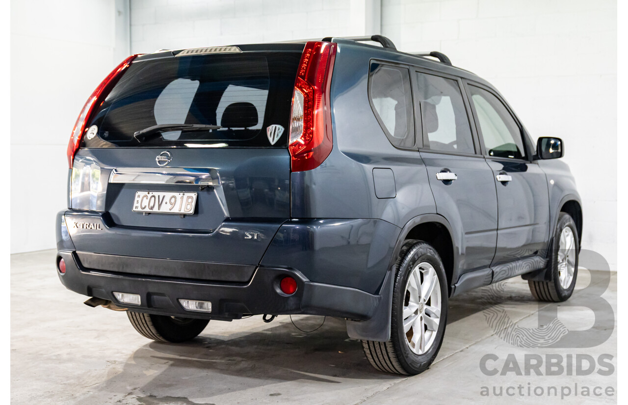 10/2013 Nissan X-Trail ST (FWD) T31 SERIES 5 4d Wagon Tempest Blue Metallic 2.0L