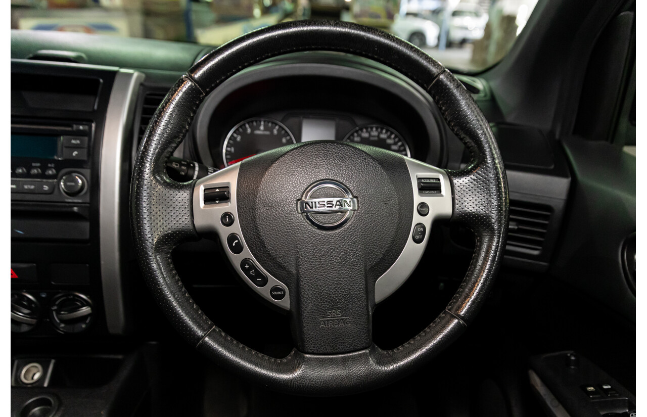 10/2013 Nissan X-Trail ST (FWD) T31 SERIES 5 4d Wagon Tempest Blue Metallic 2.0L