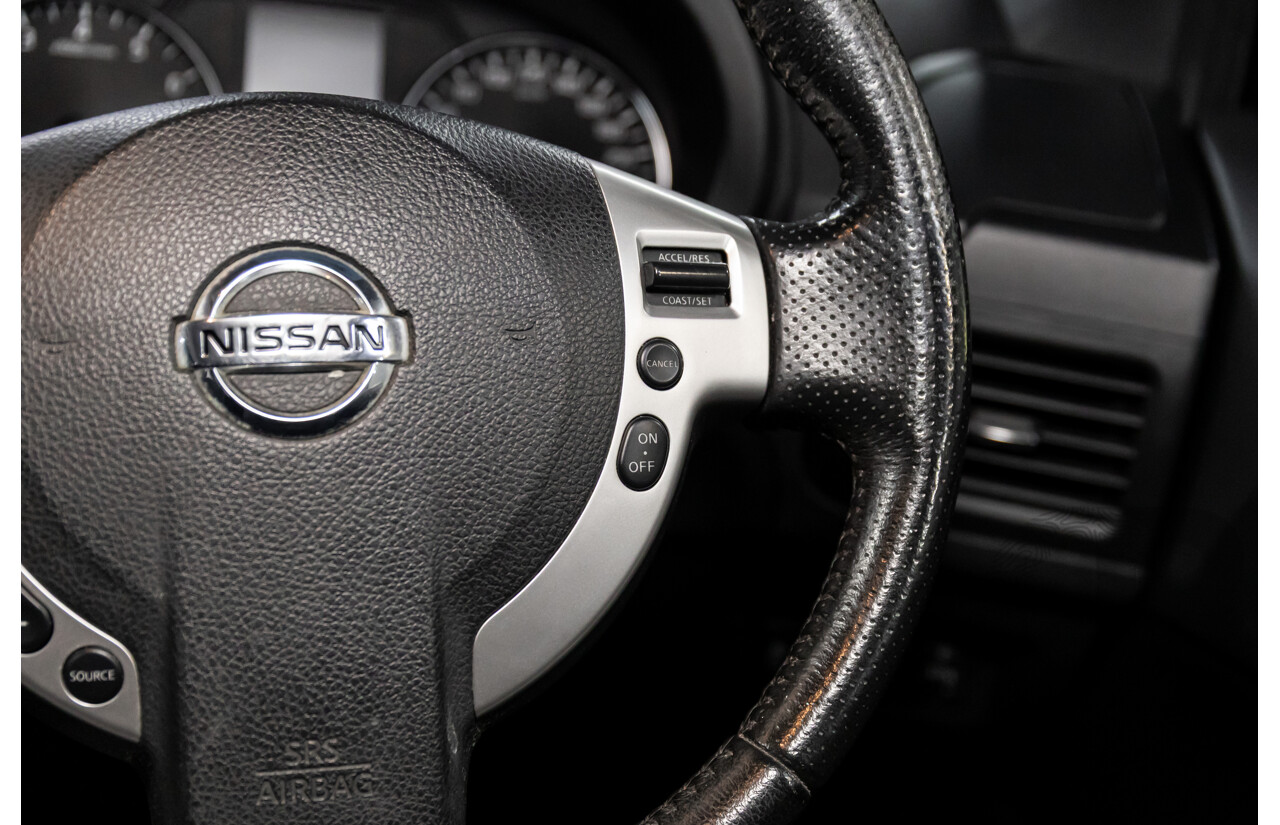 10/2013 Nissan X-Trail ST (FWD) T31 SERIES 5 4d Wagon Tempest Blue Metallic 2.0L