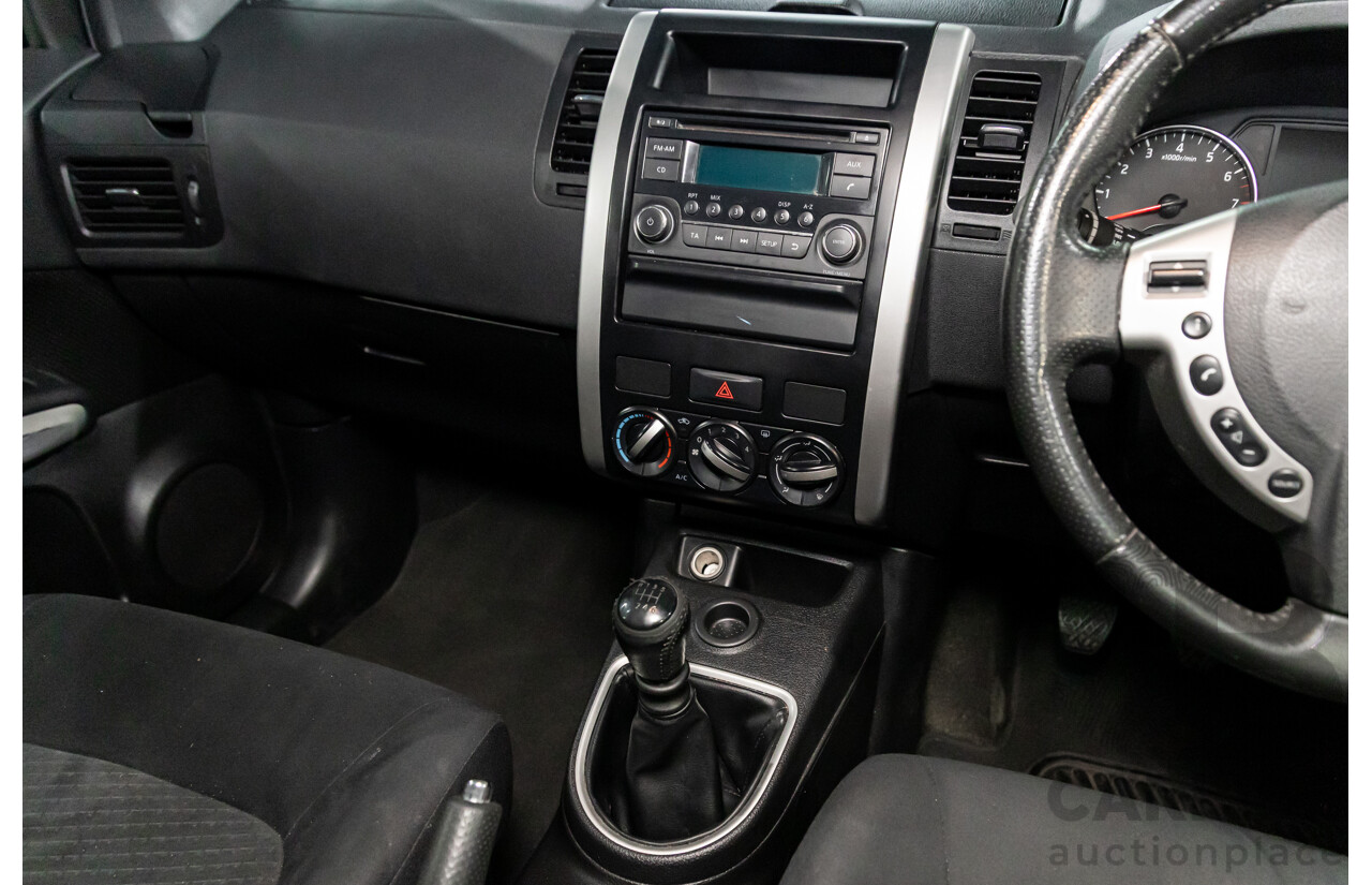 10/2013 Nissan X-Trail ST (FWD) T31 SERIES 5 4d Wagon Tempest Blue Metallic 2.0L