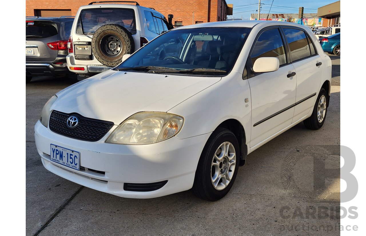 8/2002 Toyota Corolla Ascent SECA ZZE122R 5d Hatchback White 1.8L