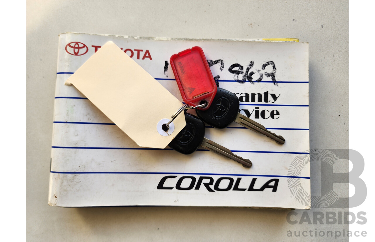 8/2002 Toyota Corolla Ascent SECA ZZE122R 5d Hatchback White 1.8L