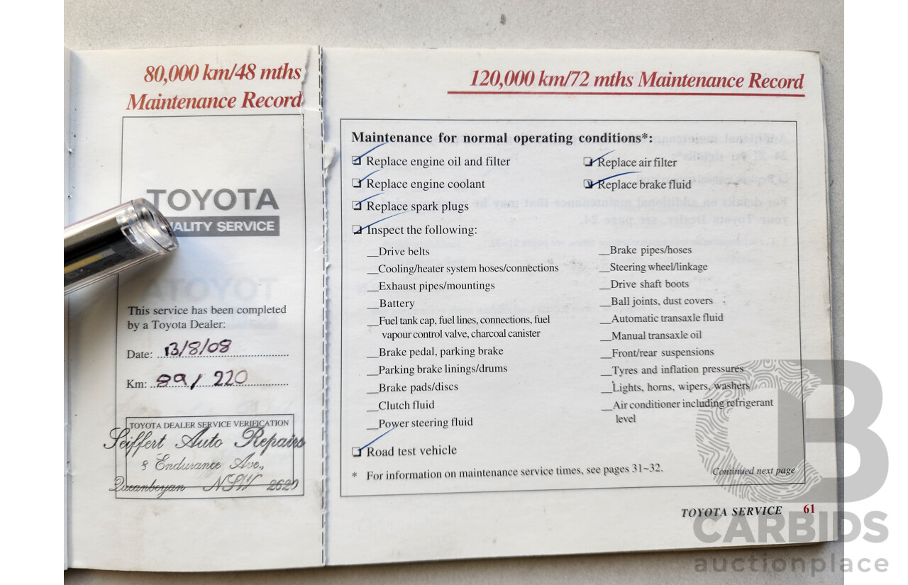 8/2002 Toyota Corolla Ascent SECA ZZE122R 5d Hatchback White 1.8L