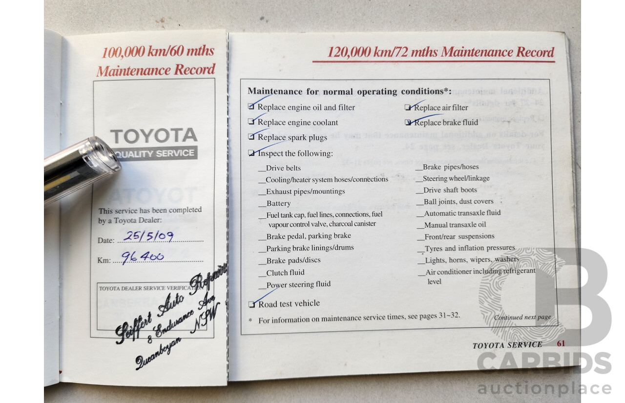 8/2002 Toyota Corolla Ascent SECA ZZE122R 5d Hatchback White 1.8L