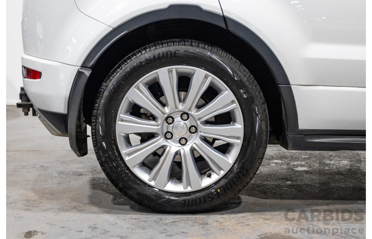 01/2015 Range Rover Evoque SD4 Dynamic (AWD) LV MY15 5D Wagon Fuji White Turbo Diesel 2.2L